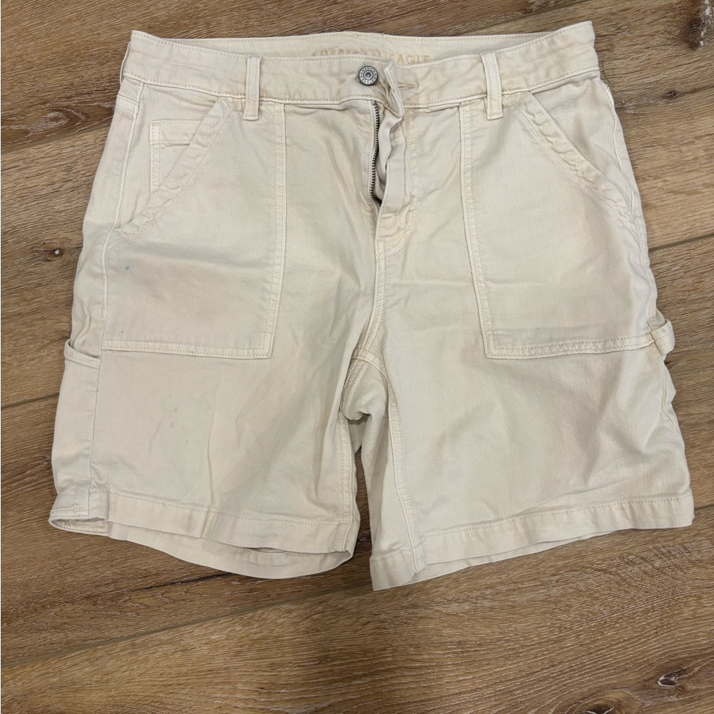 American Eagle Outfitters Cream Cargo Shorts